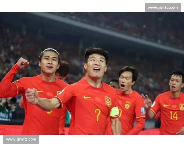 国足迎战泰国关键一役折射出线希望与改革考验士气状态与战术执行 国足迎战泰国关键一役折射出线希望与改革考验士气状态与战术执行