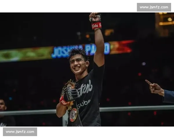 李凯文精彩比赛全程回顾 展现非凡实力与绝佳技巧 李凯文精彩比赛全程回顾 展现非凡实力与绝佳技巧