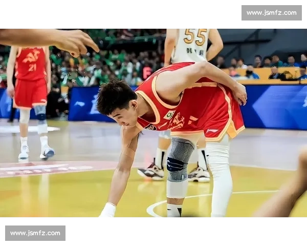 中美男篮巅峰对决赛场碰撞青春力量与战术智慧激情较量引爆全球关注